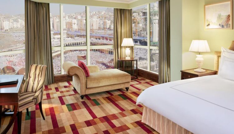 فندق سويس اوتيل المقام مكة أحد فنادق برج الساعة المطلة على الحرم
