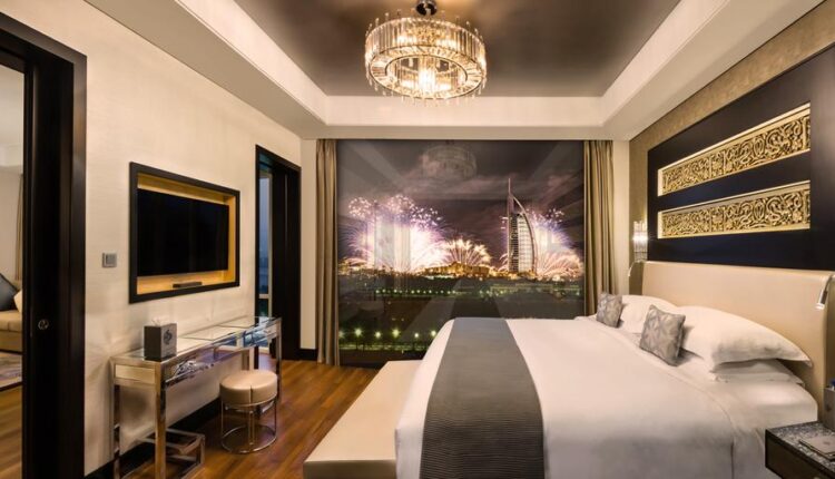 فندق كمبينسكي مول الإمارات دبي أحد فنادق قريبة من مترو دبي 
