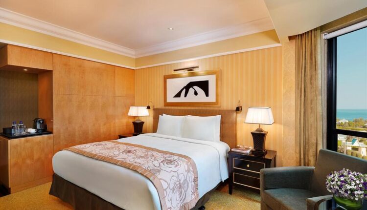 فندق ريتز كارلتون البحرين من احسن فنادق البحرين للشباب
