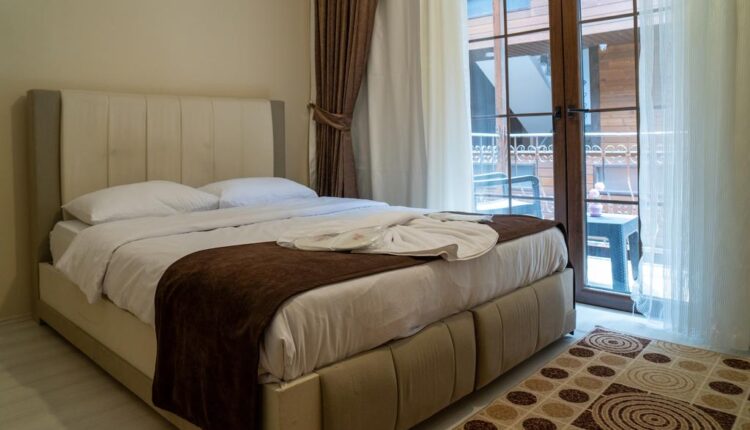 يُعد فندق كوزاي بارك اوزنجول من أوائل الفنادق التي يُفضلها السائحين الرًاغبين في الإقامة في افضل فنادق اوزنجول المطلة على البحيرة 