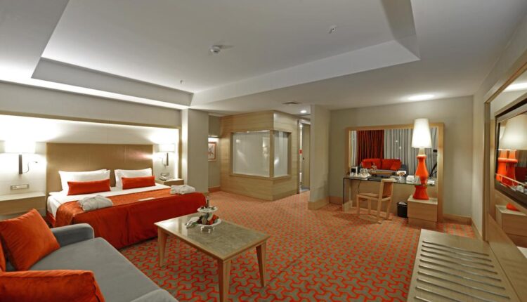 يُعد فندق ديفان بورصة من أوائل الفنادق التي يُفضلها السائحين الراغبين في حجز فنادق في بورصه. 