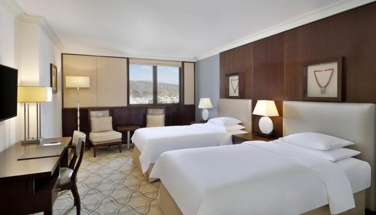 عند الحديث عن فنادق خمس نجوم في مسقط لابُدَّ من ذكر فندق شيراتون عمان مسقط
