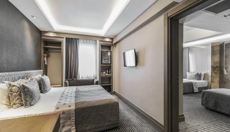 تميَّز فندق جراند بايزيد اسطنبول بأنه من فنادق بايزيد اسطنبول