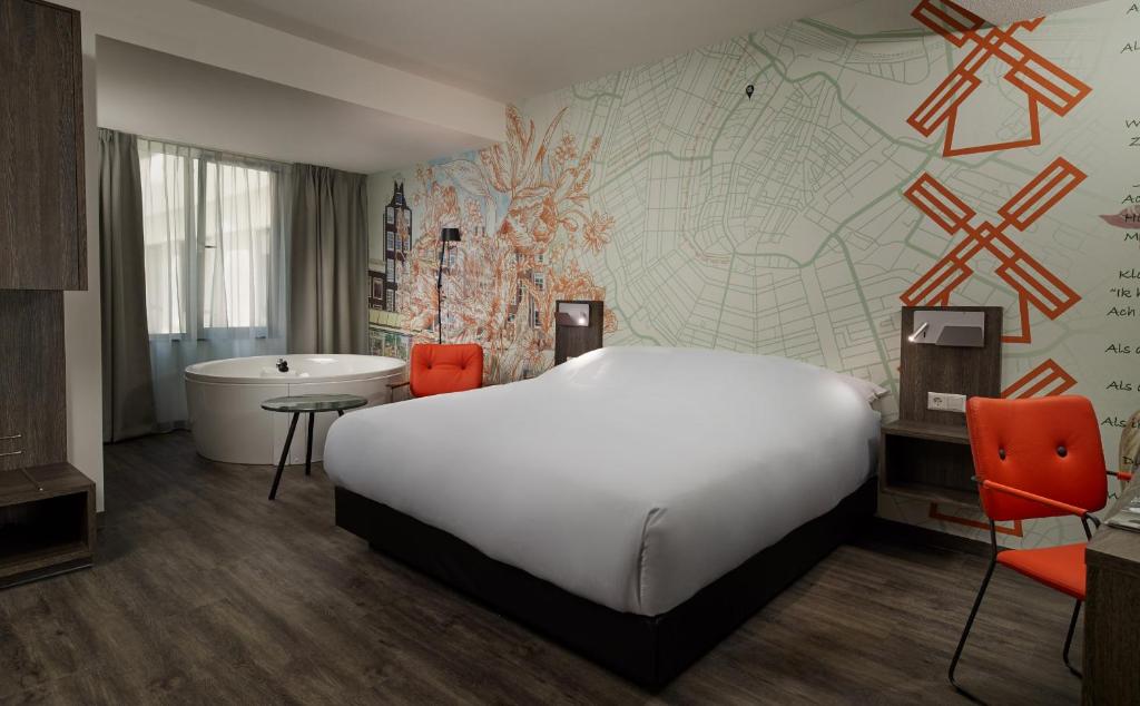 فندق انتل امستردام من أبرز الخيارات على قائمة فنادق في ساحة الدام امستردام