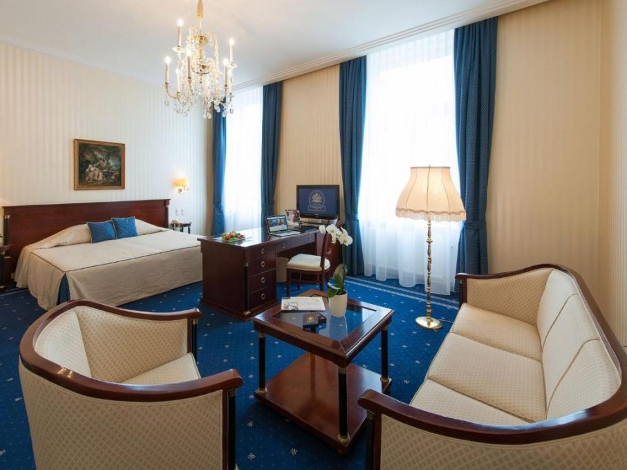 فندق امباسادور فيينا أحد أبرز الخيارات على قائمة فنادق فيينا وسط المدينة