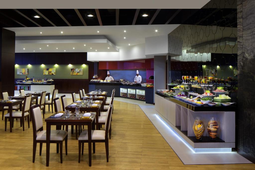 الطعام والشراب في فندق ميلينيوم سنترال دبي