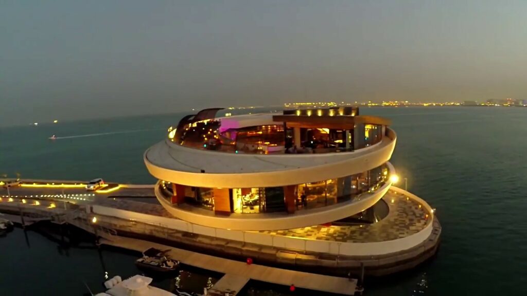 مطعم سمك قطر