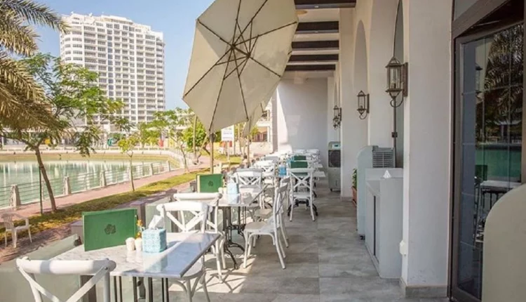 مطعم جزر العريش أمواج هو أحد مطاعم البحرين علي البحر التي ينصح بها بشدة 