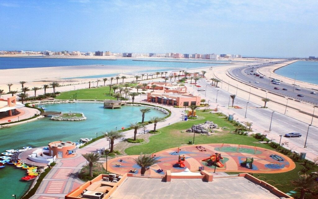  كورنيش المارينا البحرين أحد أبرز اماكن تمشيه في البحرين
