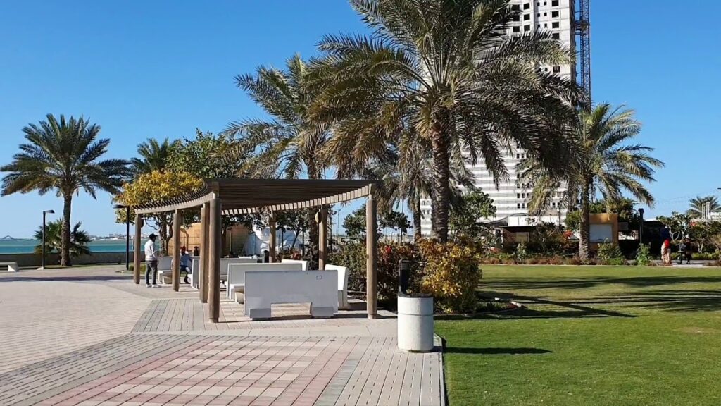 منتزه خليفة بن سلمان البحرين خيار مثالي للباحثين عن اماكن تمشيه في البحرين