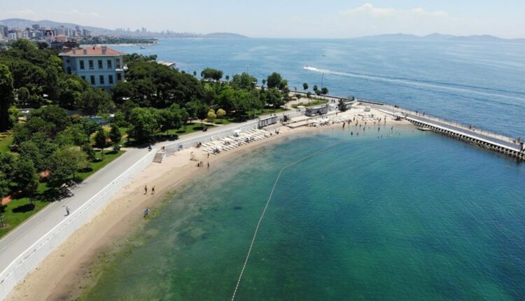 شاطئ كاديكوي أحد أفضل شواطئ اسطنبول المجانية