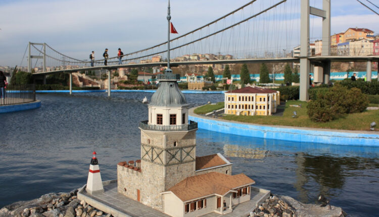 حديقة مينيا تورك أحد أهم و أجمل منتزهات اسطنبول 