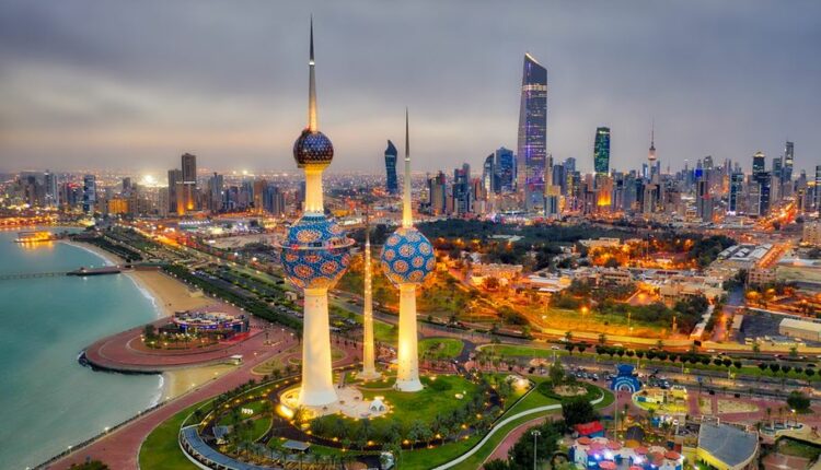 أبراج الكويت هي ثلاثة أبراج على ساحل الخليج العربي، تقع في مدينة الكويت، وهي من اهم معالم الكويت
