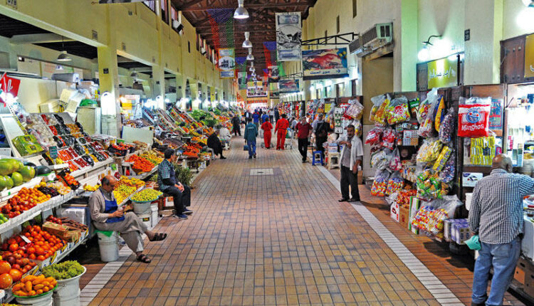 يقع سوق المباركية في منطقة القبلة وهو سوق، سمي على اسم الشيخ مبارك الصباح الذي لعب دورًا مهمًا في بناء السوق خلال أوائل القرن العشرين، وهو من أقدم المعالم السياحية في الكويت