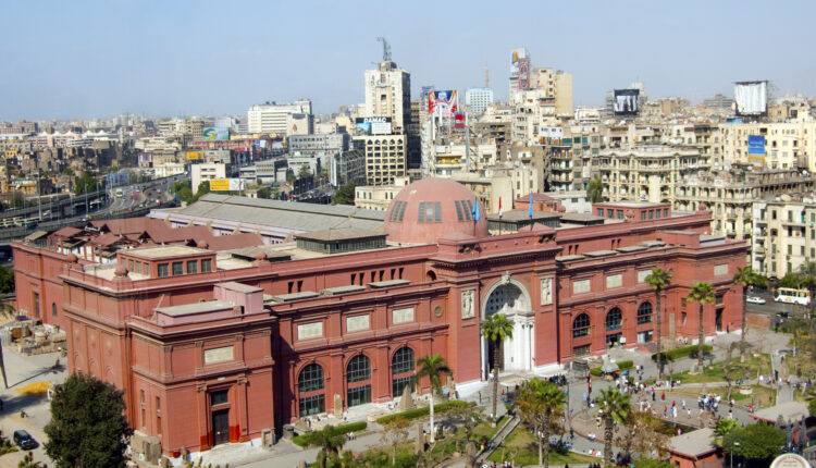 المتحف المصري اجمل الاماكن السياحية بوسط البلد القاهرة