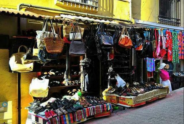 سوق عثمان بيه إسطنبول من أرخص أسواق إسطنبول الشعبية