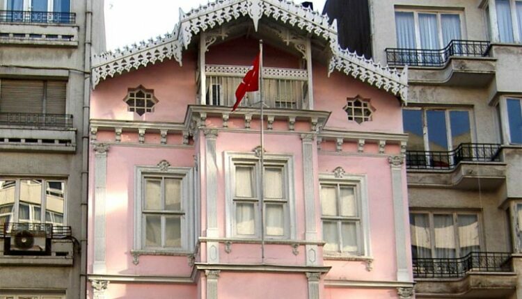 متحف اتاتورك إسطنبول