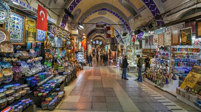 سوق سنان باشا إسطنبول