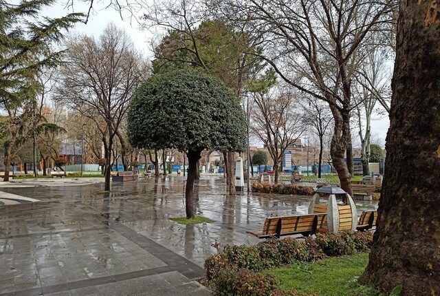 حديقة سراج خانة إسطنبول من فُضلى أماكن سياحية في منطقة الفاتح