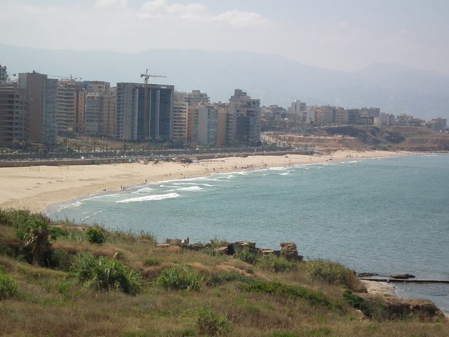 شاطئ فيلامار بيروت