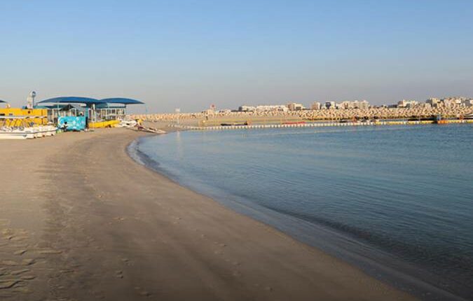 شاطئ البديع البحرين