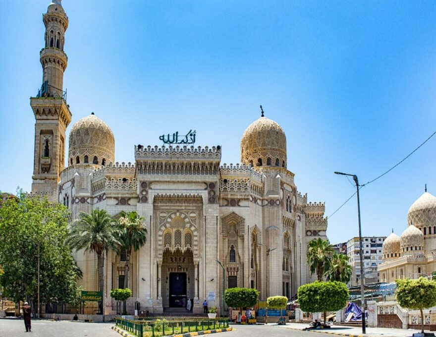 مسجد ابو العباس المرسي الإسكندرية واحد من أهم معالم الإسكندرية
