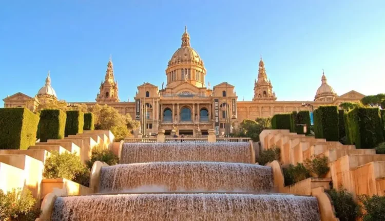 يعد متحف تاريخ برشلونه من أشهر أماكن سياحية في برشلونة 