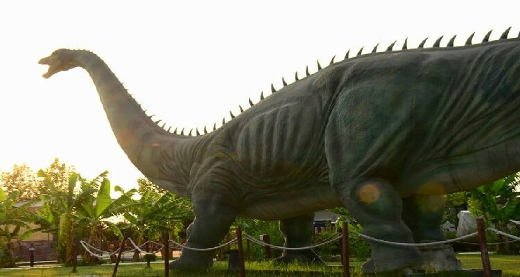 حديقة الديناصورات أنطاليا من أفضل خيارات السياحة في أنطاليا في الصيف