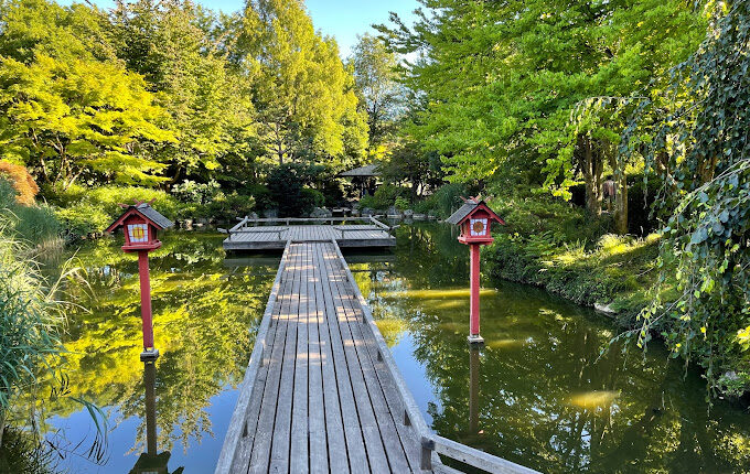 الحديقة اليابانية ميونخ من أشهر حدائق في ميونخ 
