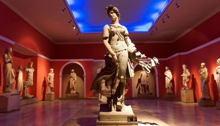 متحف أنطاليا من أعرق أماكن السياحة في أنطاليا