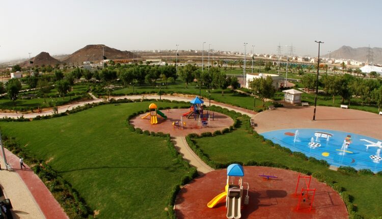 حديقة الملك فهد بالمدينة من أجمل أماكن السياحة في المدينة المنورة