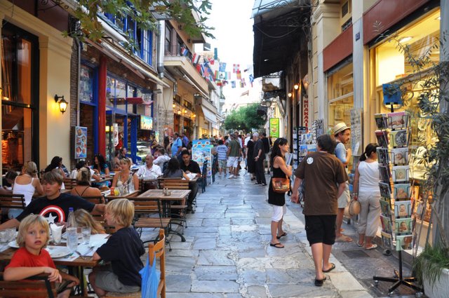 يعد حي بلاكا من أشهر المناطق واقدمها في مدينة أثينا 