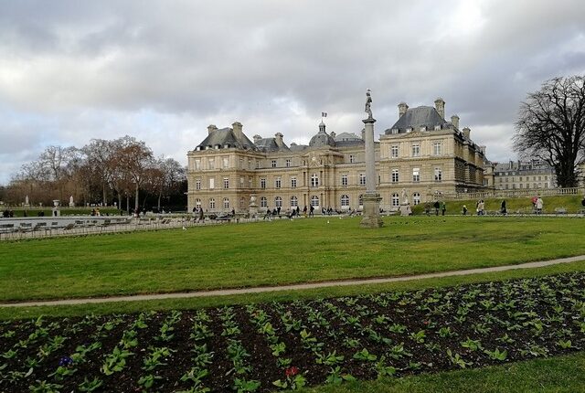 حديقة لوكسمبورج باريس