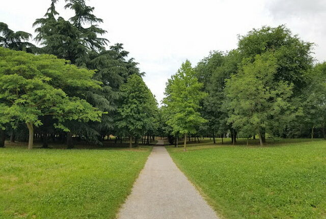 حديقة أليساندرينا رافيزا ميلان المصنفة ضمن أشهر وأجمل حداءق ميلانو 