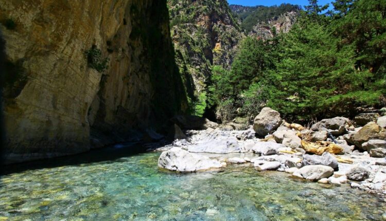 وادي ساماريا كريت من  افضل اماكن سياحية في كريت اليونان