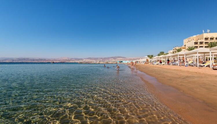 شاطئ المارينا الأردن يعد أفضل دليل السياحة في الأردن
