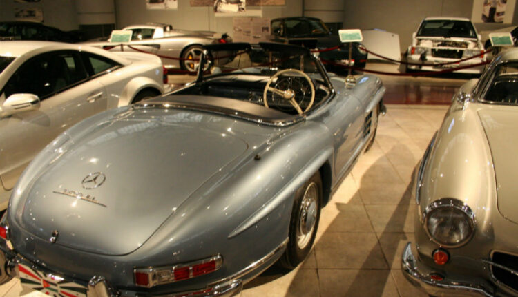 متحف السيارات الملكي الأردنى يُعتبر واحدًا من أهم  معالم عمّان السياحية
 
