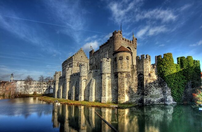 قلعة جرافنستين بروكسل من أبرز معالم بروكسل