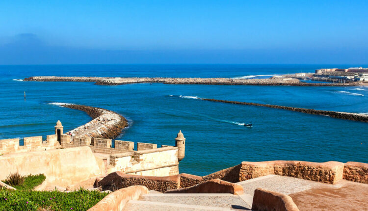 شاطئ سلا هو أبرز شواطئ المغرب
