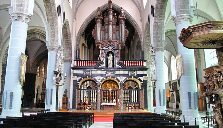 تُعد كنيسة القديس جيمس من أبرز و أهم معالم بلجيكا
