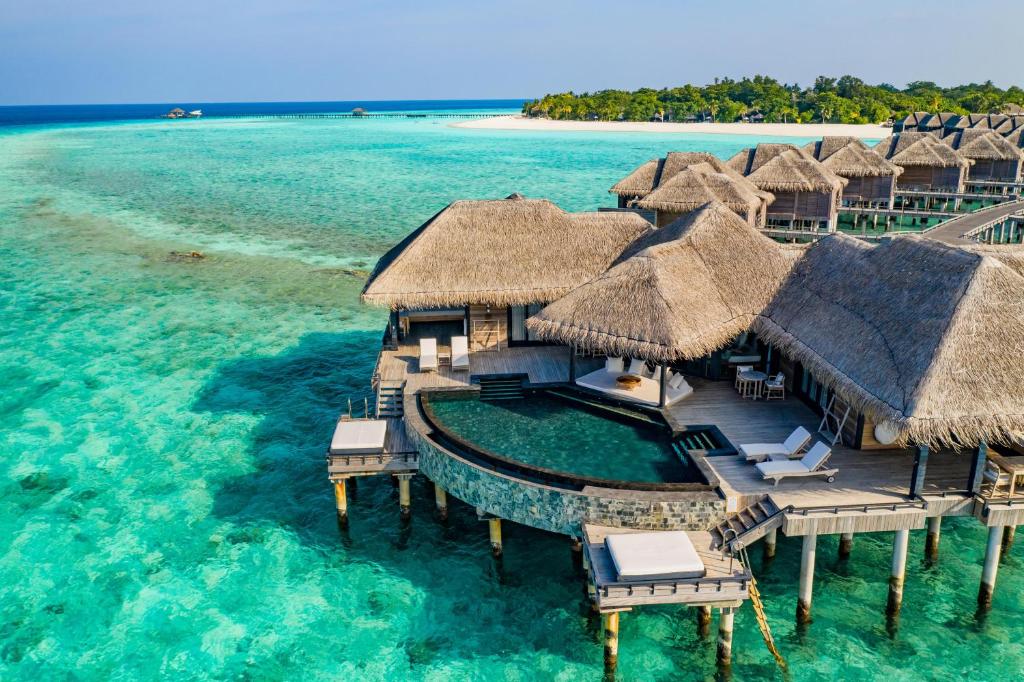 أحد أفضل فنادق المالديف على البحر المميزَّة