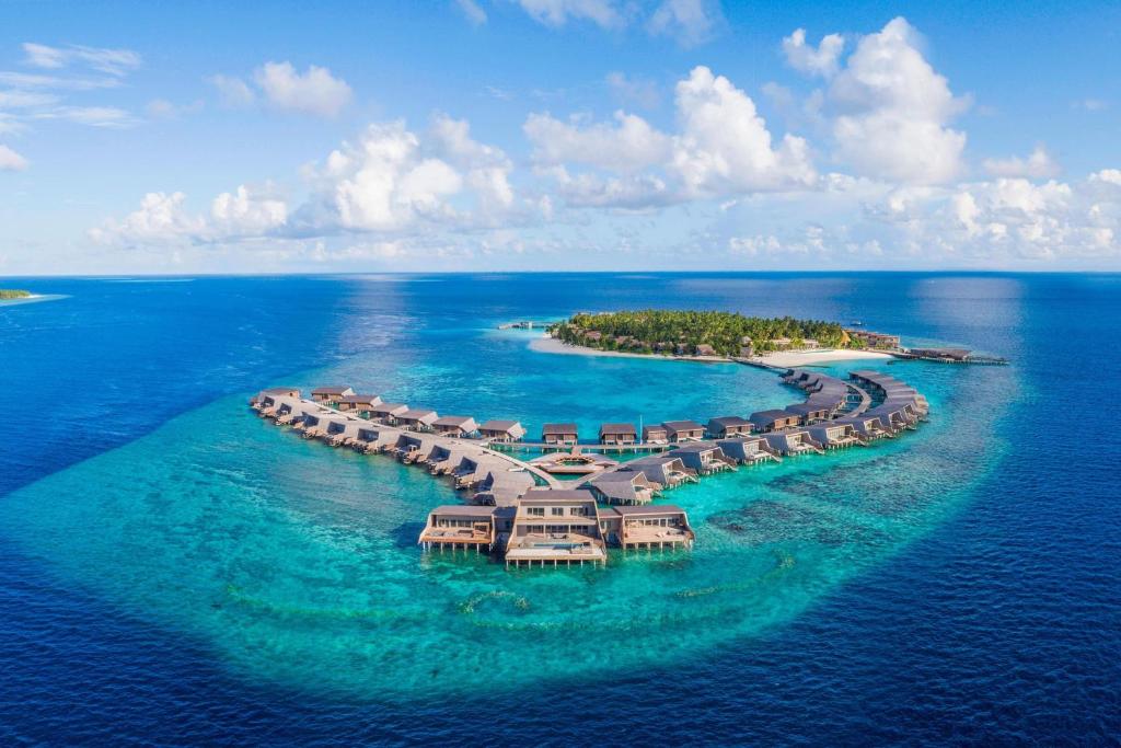 من أفخم فنادق المالديف المميزَّة